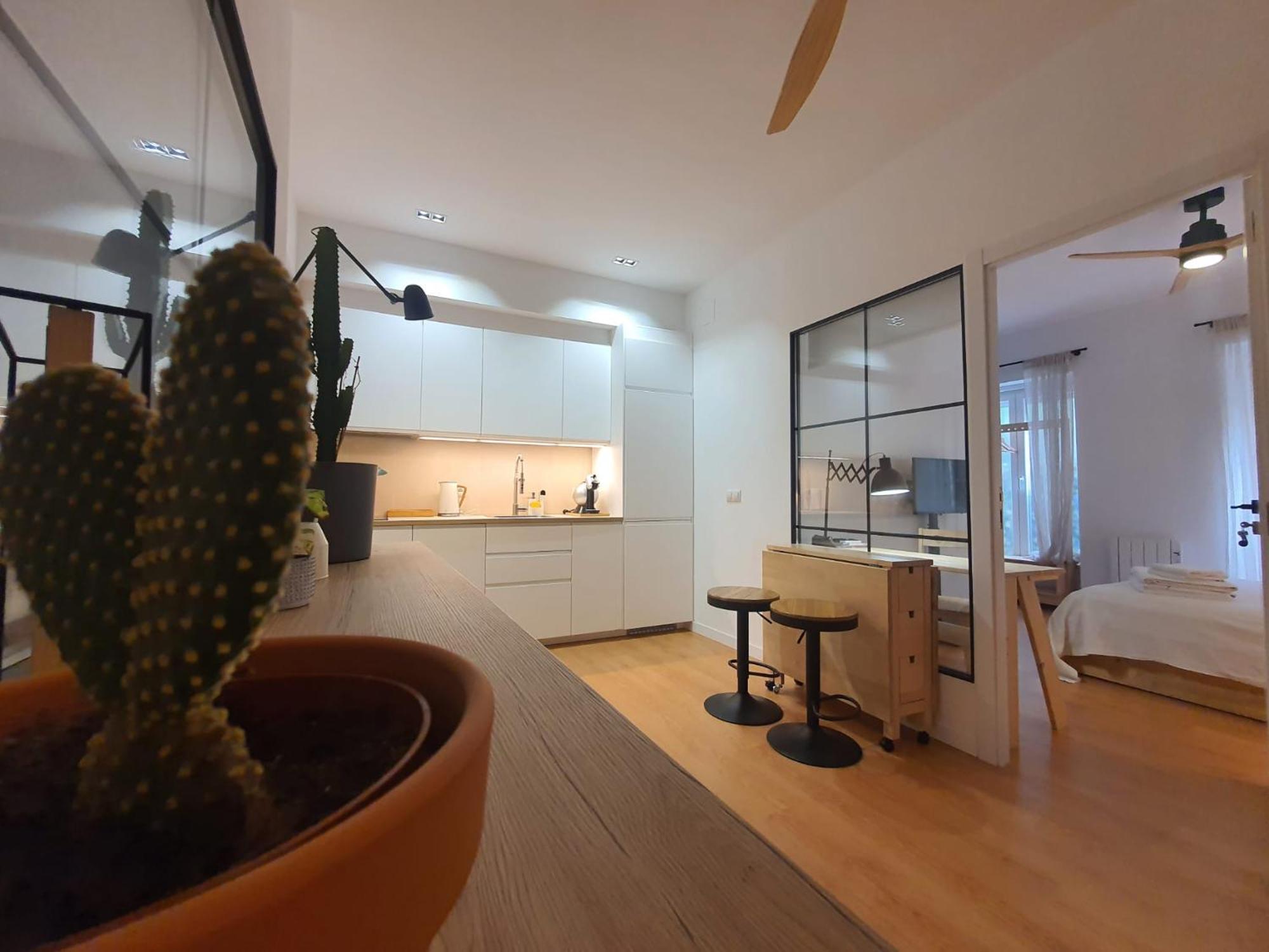 Rentadore Atocha Suites Madrid Exterior foto